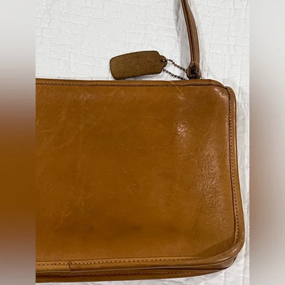 COACH :: CLUTCH - Picture 9 of 15